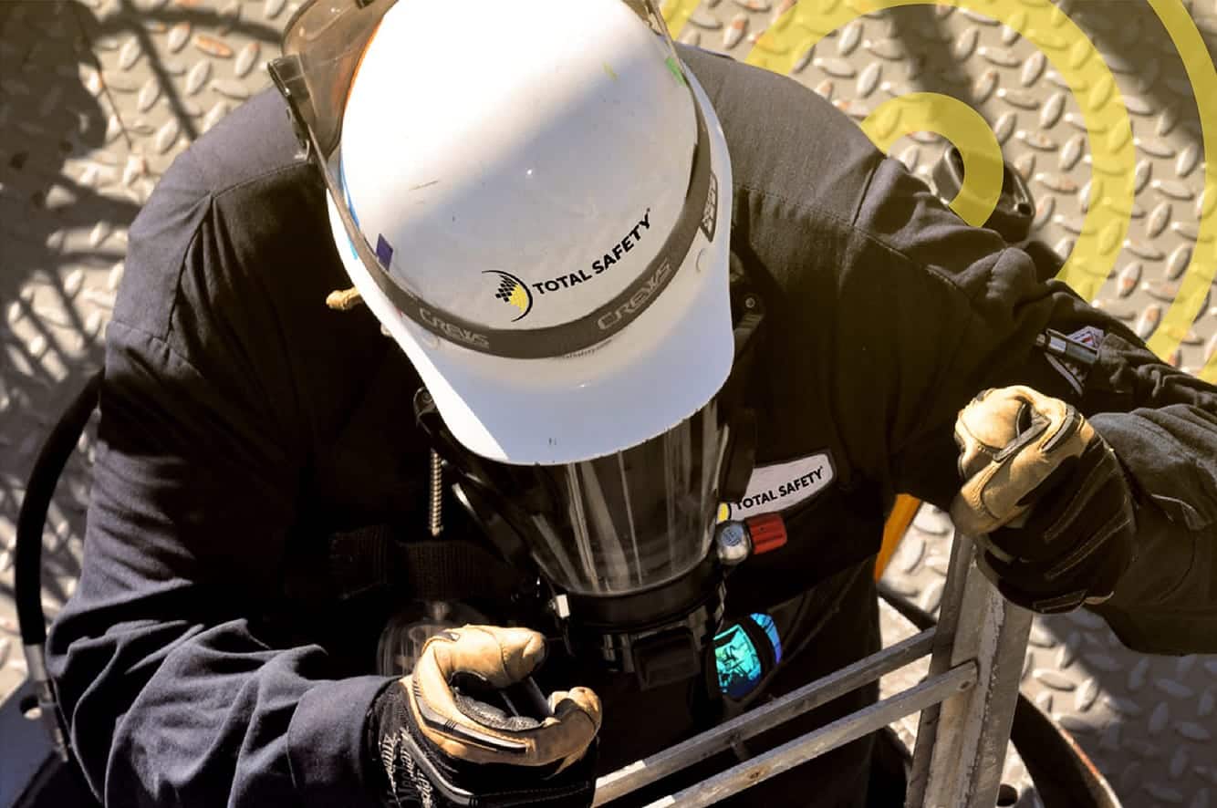 Advanced Worker Climbing Ladder with Safetek Shield Technology