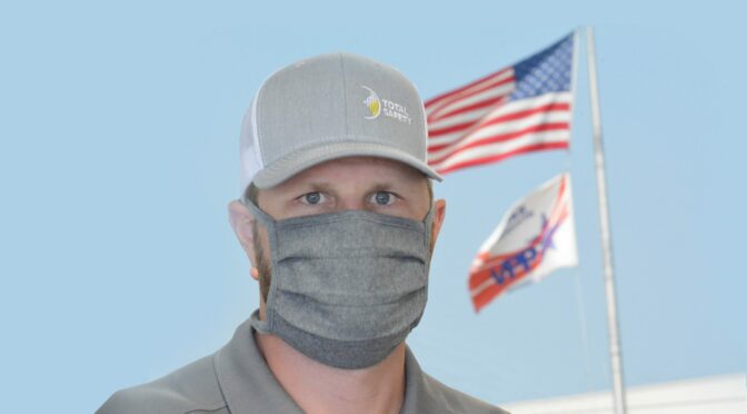 Worker with Covid-19 Fire Resistant Mask