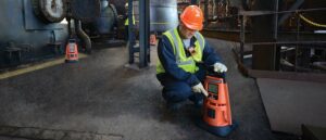 Safety Technician Monitoring Gas in a SafeTek WorkZone™
